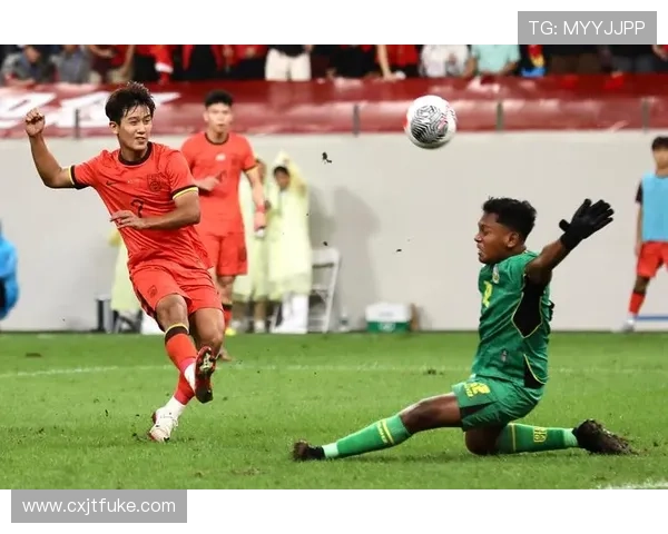 中国足球迎来新挑战 国足备战亚洲杯 强化阵容力争突破历史瓶颈